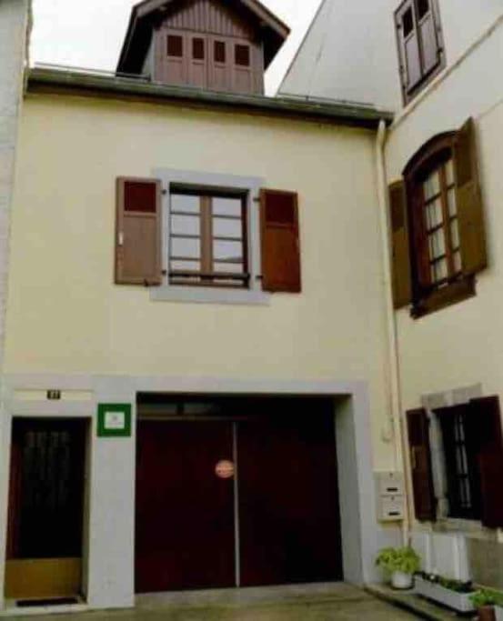 Joli Appartement Avec Terrasse Et Jardin - Vue Sur Montagne 바네르드비고르 외부 사진